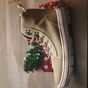 Dr. Martens AirWair Combs